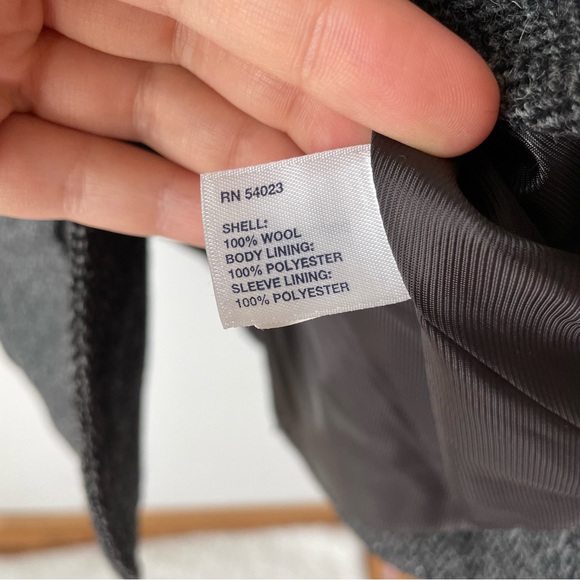 GAP Wool Blazer - Picture 3 of 7